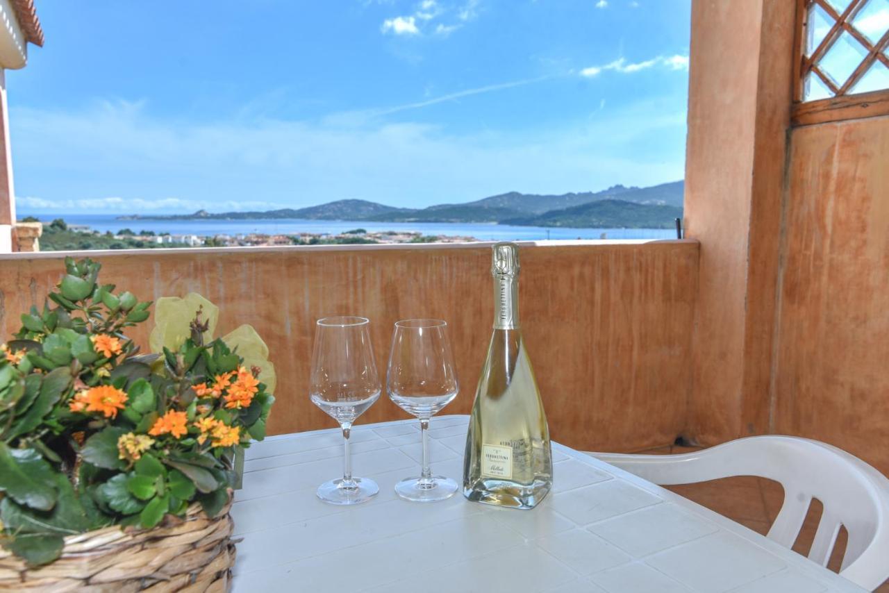 La Costa View Aparthotel Arzachena Eksteriør bilde