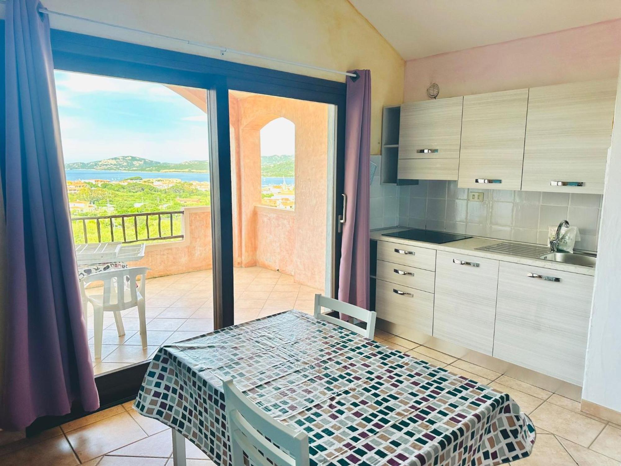 La Costa View Aparthotel Arzachena Eksteriør bilde